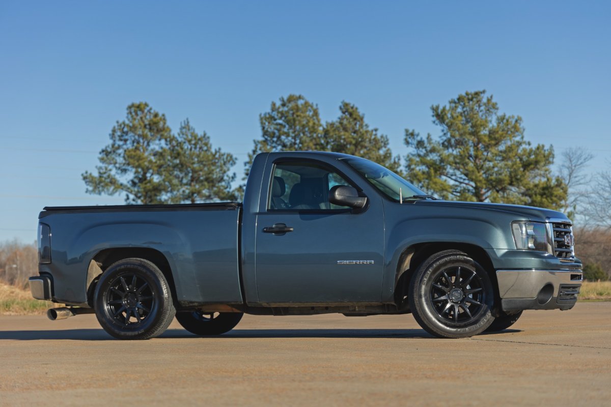 GMC Sierra 1500 Coilover Suspension Kit - Front + Rear - Rough Country - 2/4 Lowering Kit - '14-'18